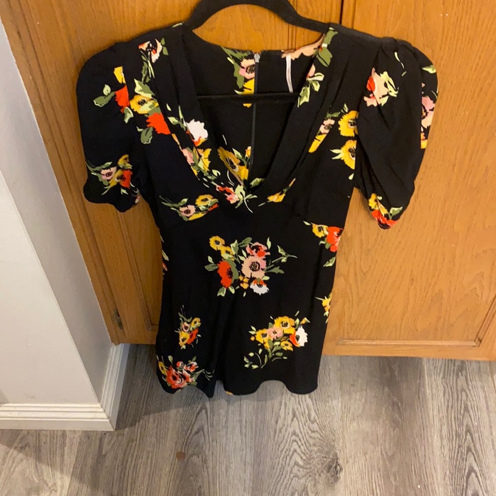 Free people flowe dress . Size 4 worn once